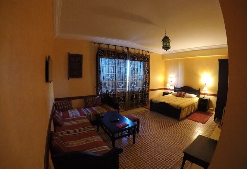 اتاق استاندارد با چشمانداز دریا, Riad Zahra