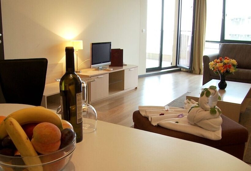 Апартаменты 3 Спальни, Byala Beach Resort