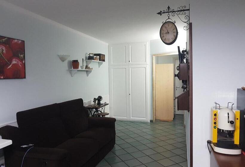 Номер Стандарт Трехместный, Lu Salentu Guest House