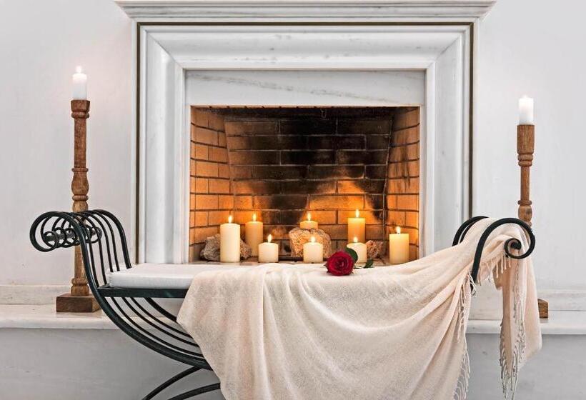 Королевский Люкс, Athina Luxury Suites