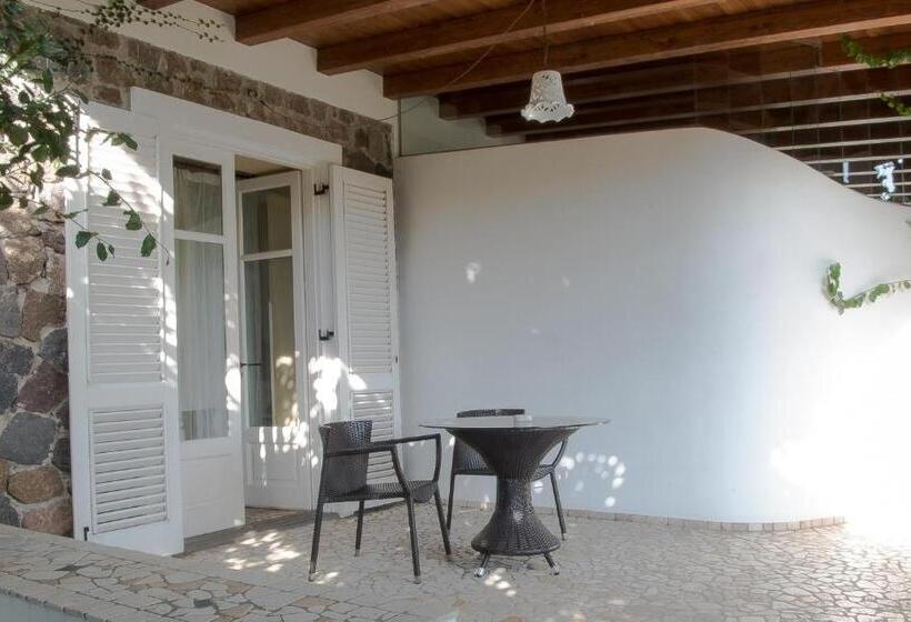 اتاق کلاسیک, Villa Enrica   Aeolian Charme