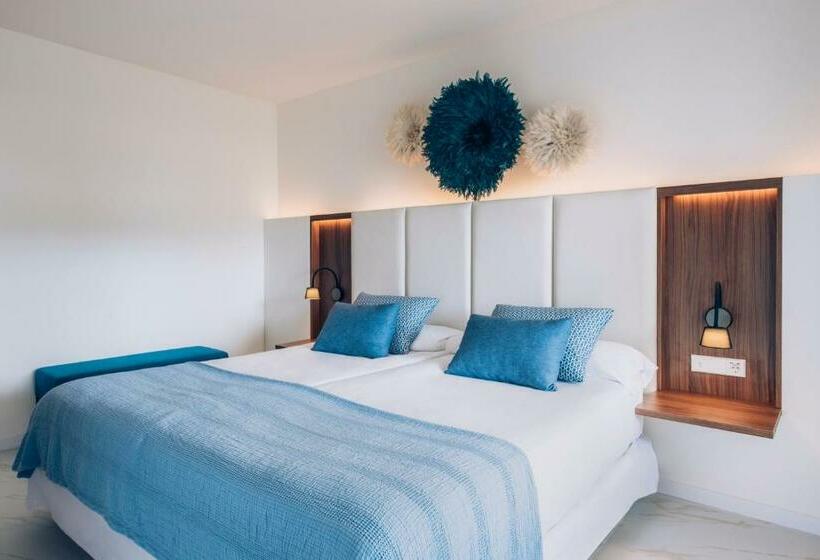Семейный Номер Базовый, Iberostar Selection Playa de Muro Village