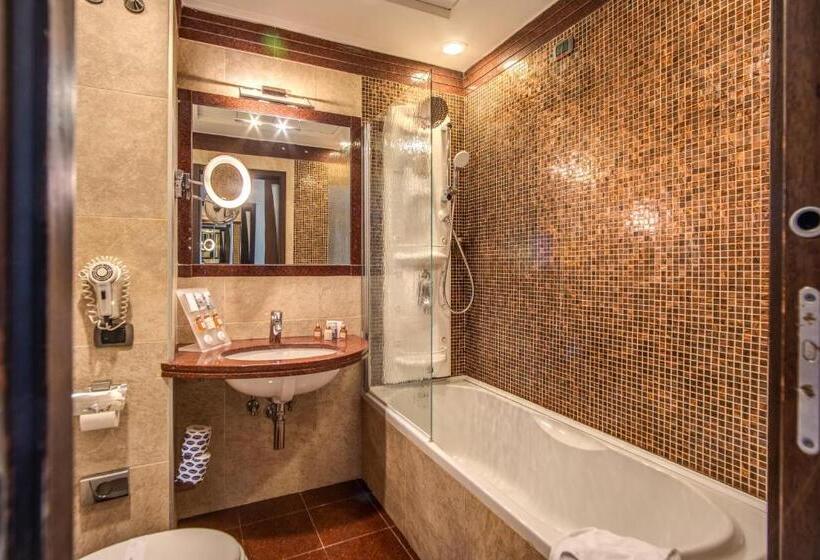 4인용 스탠다드 룸, Kolbe Hotel Rome