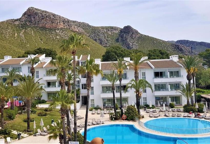 Люкс Вид на Бассейн, Puerto Azul Suite