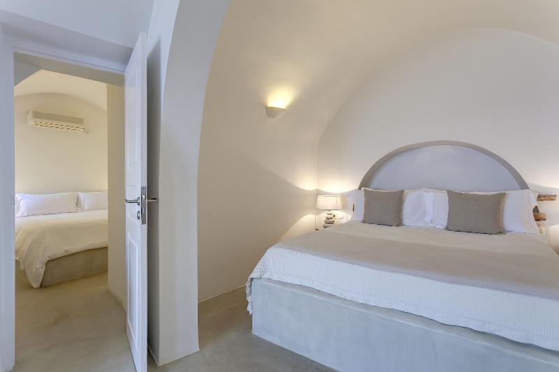 带大床的标准间, Courtyard By Marriott Pilsen