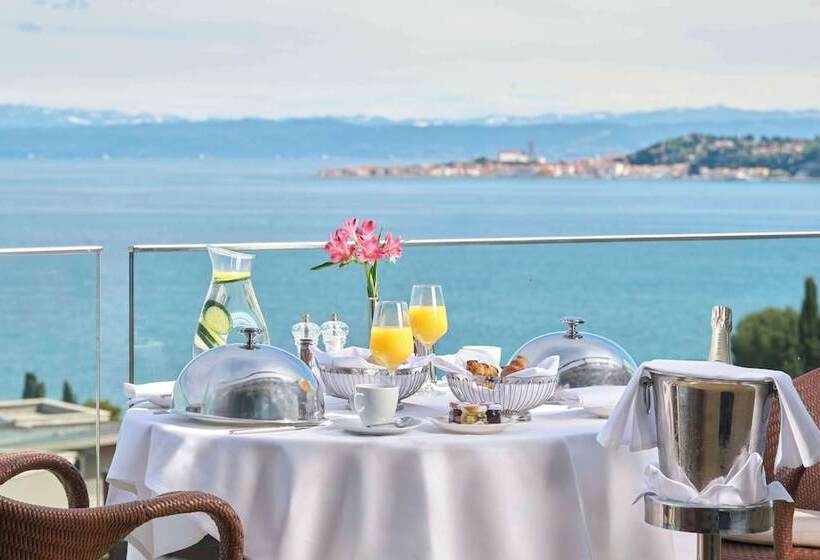 سوییت جونیور با چشم‌انداز دریا, Kempinski Hotel Adriatic Istria Croatia