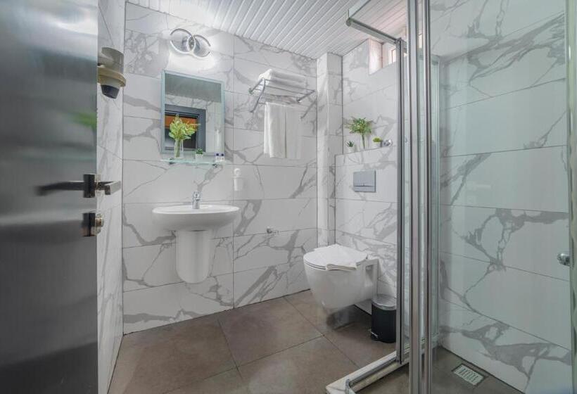 Номер Стандарт Трехместный, Royalisa Palmiye Beach Hotel Adult Only