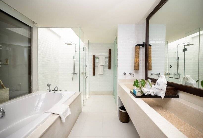 스위트, The Rock Hua Hin Beachfront Spa Resort