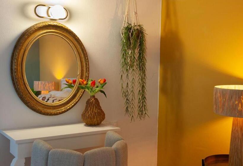 Номер Deluxe Кровать Кинг, Cal Mestre Casa Rural