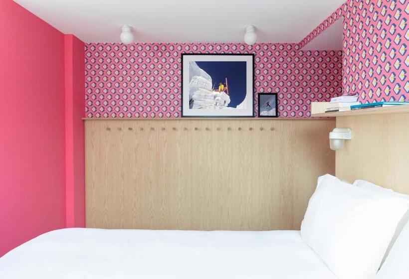 Номер Стандарт, Cosmiques Hotel   Centre Chamonix