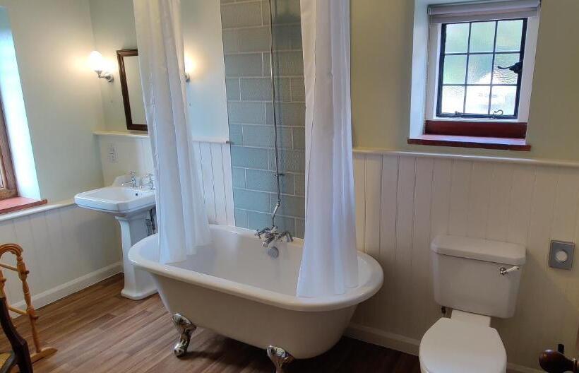 Номер Стандарт Вид на Море, Luxury Bed And Breakfast At Bossington Hall In Exmoor, Somerset
