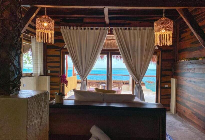Suite with lake view, Xcabal Hotel Boutique