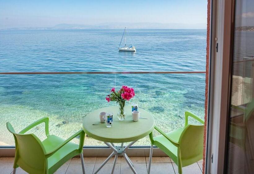 Четырехместный Номер Стандарт Вид на Море, Corfu Maris