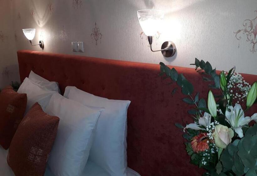 جناح جونيور مطلّ علي البحر, Grand Olympic Hotel Loutraki