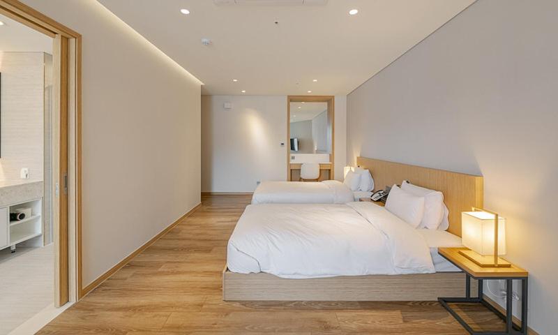 اتاق استاندارد با چشم‌انداز باغ, Gapyeong Hotel Suiteian