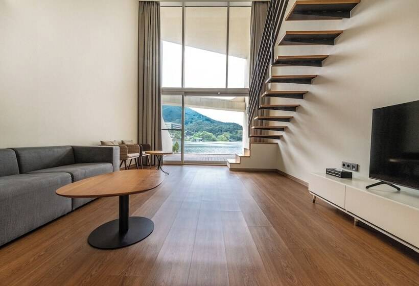 Suite with Terrace, Gapyeong Hotel Suiteian