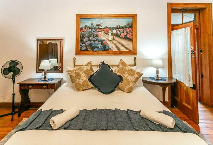 Номер Стандарт, Ravenscliff Manor