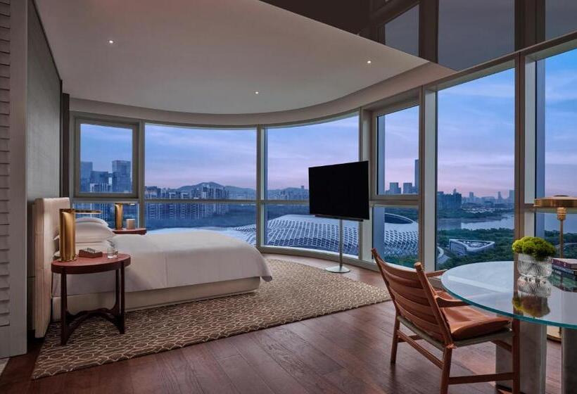 Номер Deluxe Кровать Кинг с Видом, 深圳湾安达仕酒店 Andaz Shenzhen Bay