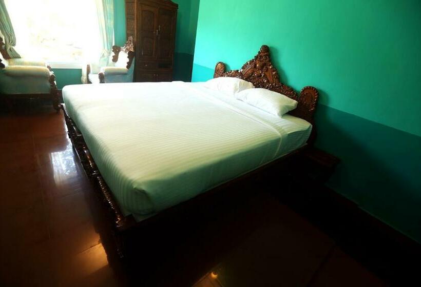 Номер Deluxe Кровать Кинг, Hillfort Hotels & Resorts Yelagiri