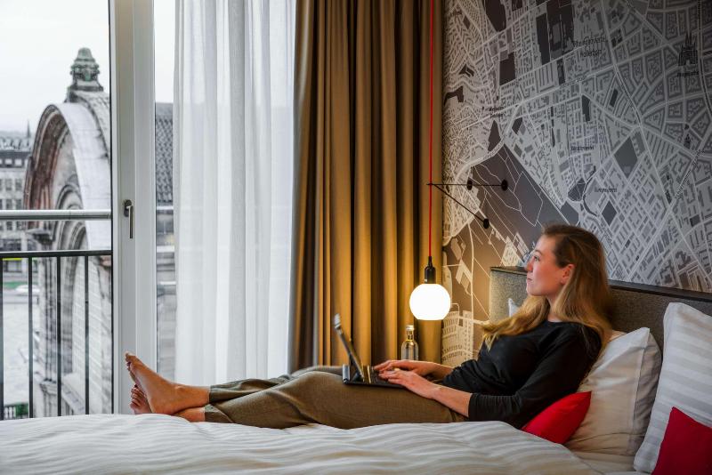 Номер бизнес-класса, Intercityhotel Wiesbaden