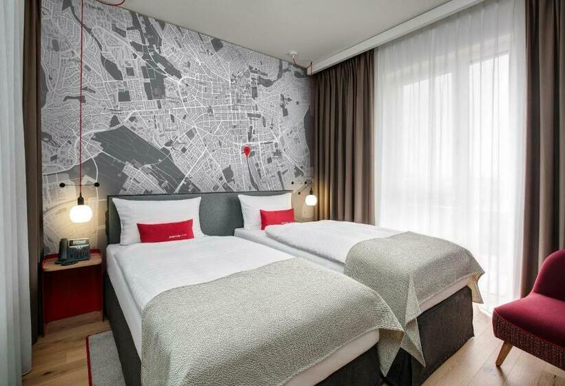 Номер бизнес-класса, Intercityhotel Wiesbaden