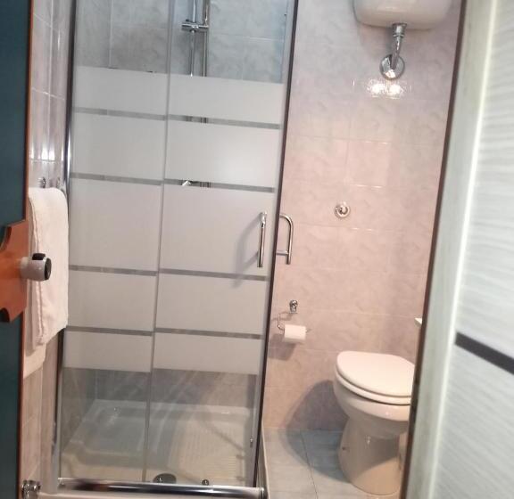 اتاق استاندارد با بالکن, Albergo Primavera