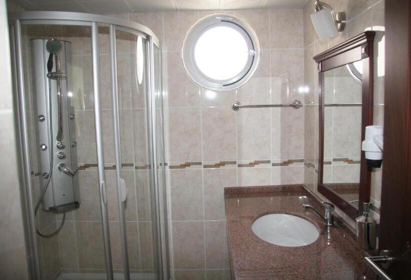 Трехместный Номер Стандарт с Балконом, Marmaris Alkan