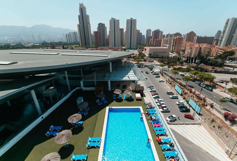 اتاق استاندارد چهار تخته, La Estacion