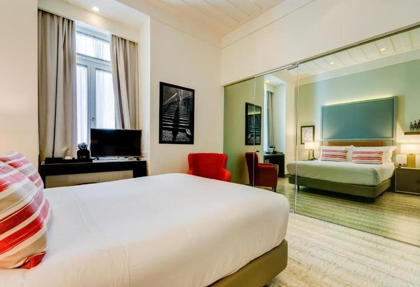 Quarto Economy, Vincci Baixa