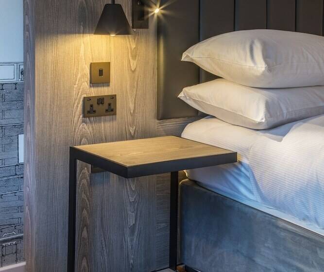 Полулюкс, Doubletree By Hilton Hotel Bristol South   Cadbury House