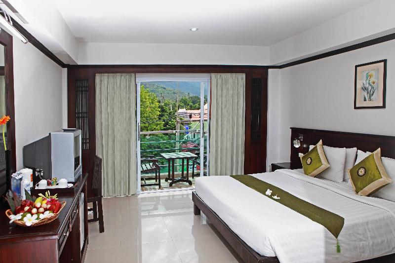 수피리어 룸, First Residence
