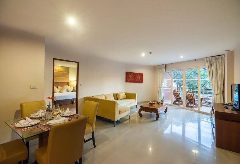 Полулюкс Вид на Бассейн, Bella Villa Cabana