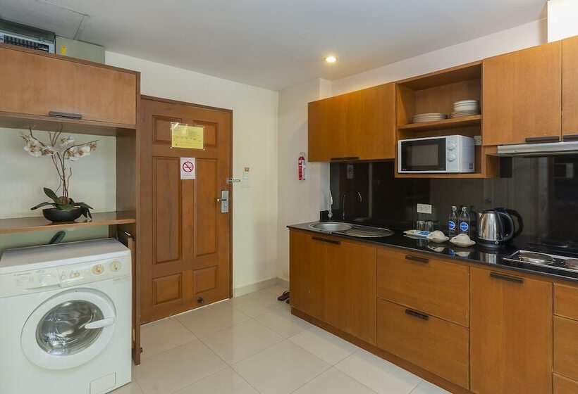 Полулюкс Вид на Бассейн, Bella Villa Cabana