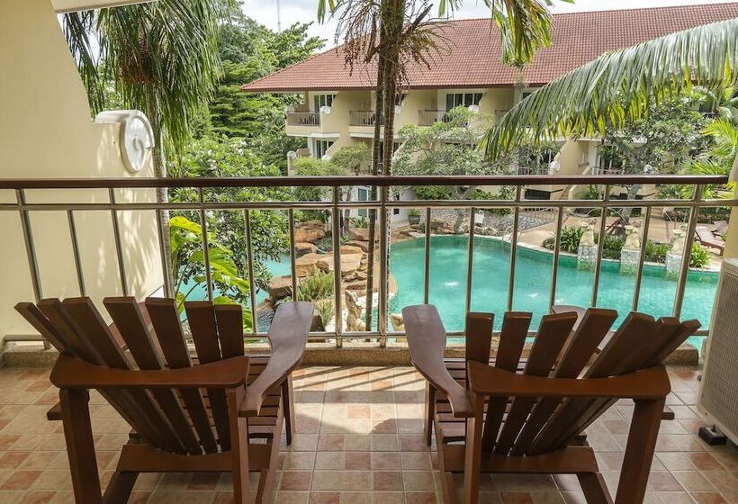 Номер Deluxe Вид на Бассейн, Bella Villa Cabana
