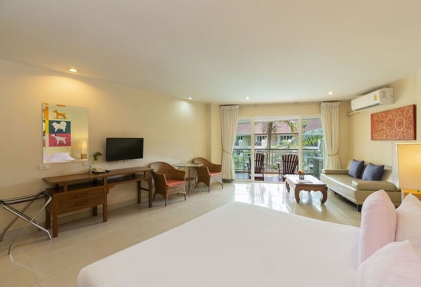 Номер Deluxe Вид на Бассейн, Bella Villa Cabana