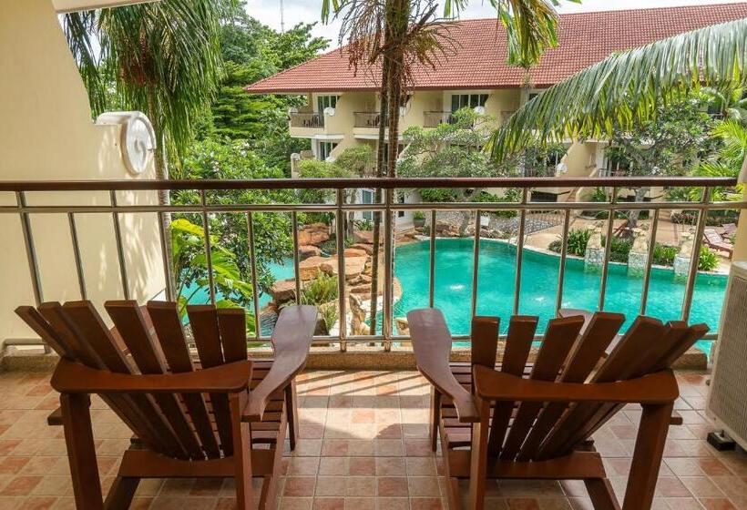 Номер Deluxe Вид на Бассейн, Bella Villa Cabana