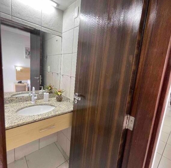 استودیوی استاندارد, Flats Particular Terrazzo