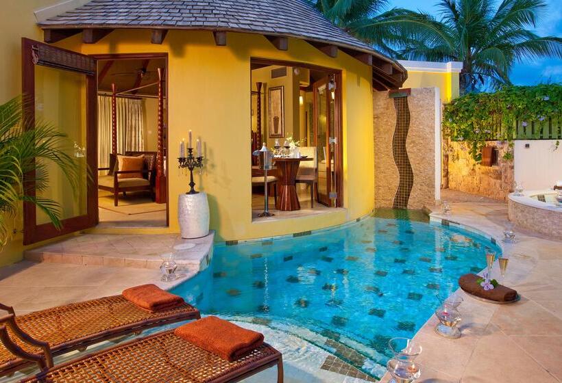 سوییت با استخر, Sandals Grande St. Lucian Spa And Beach All Inclusive Resort   Couples Only