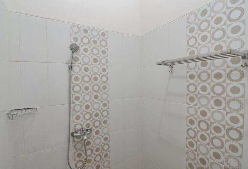 Люкс, Reddoorz Syariah Plus @ Perintis Guesthouse Tasikmalaya
