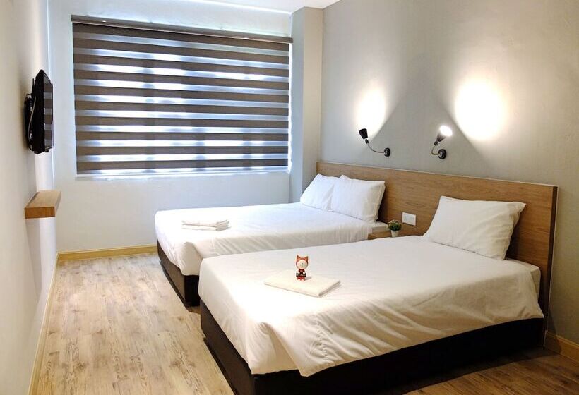 Семейный Номер, Square Inn