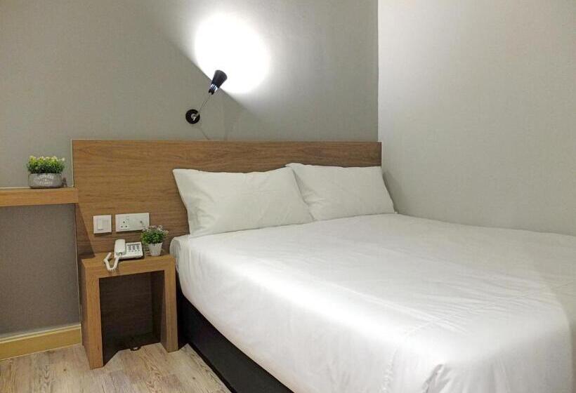 Номер Стандарт, Square Inn