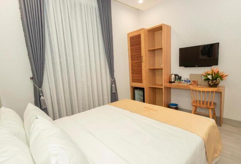 اتاق لوکس, La Casa Tuy Hòa