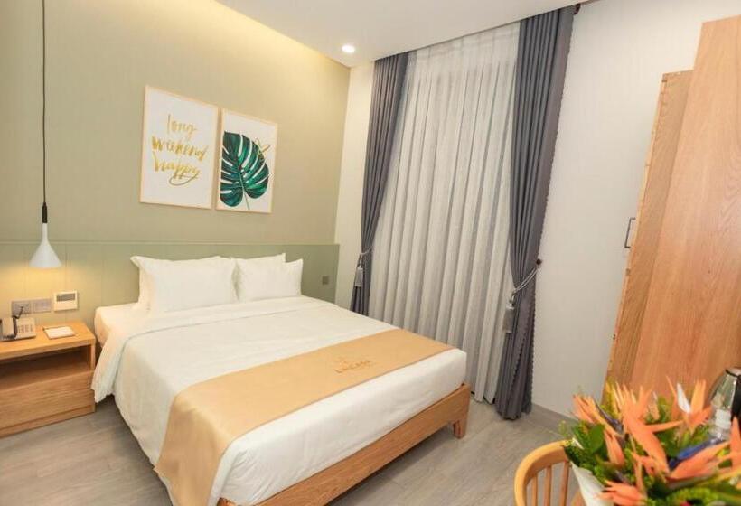 اتاق لوکس, La Casa Tuy Hòa