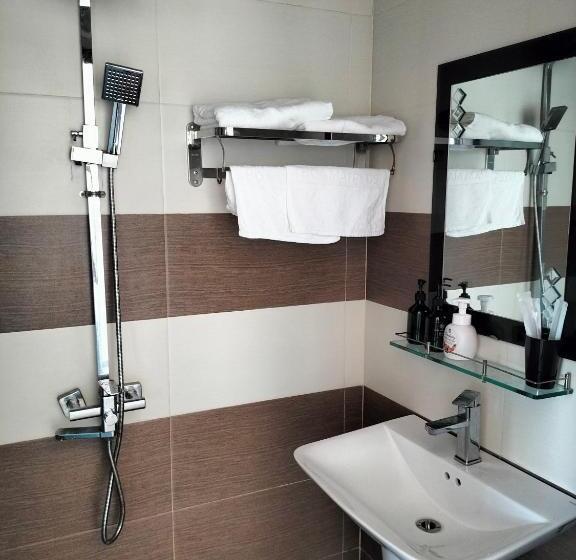 デラックスルーム, Hoa Mai Plus Hostel