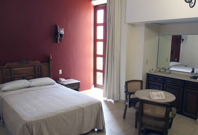 Chambre Standard, San Francisco Plaza