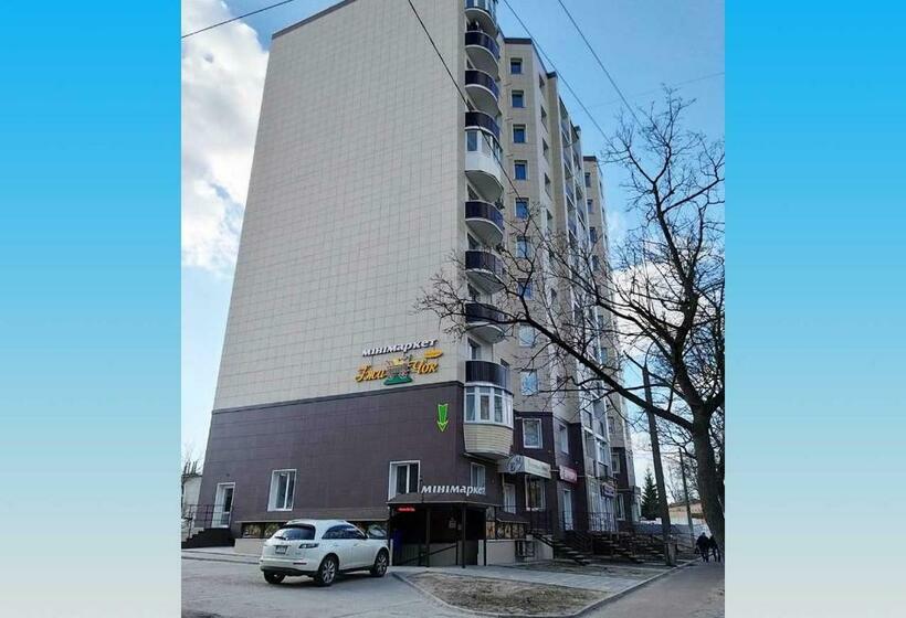 四人豪华间, Molex Apartments 3