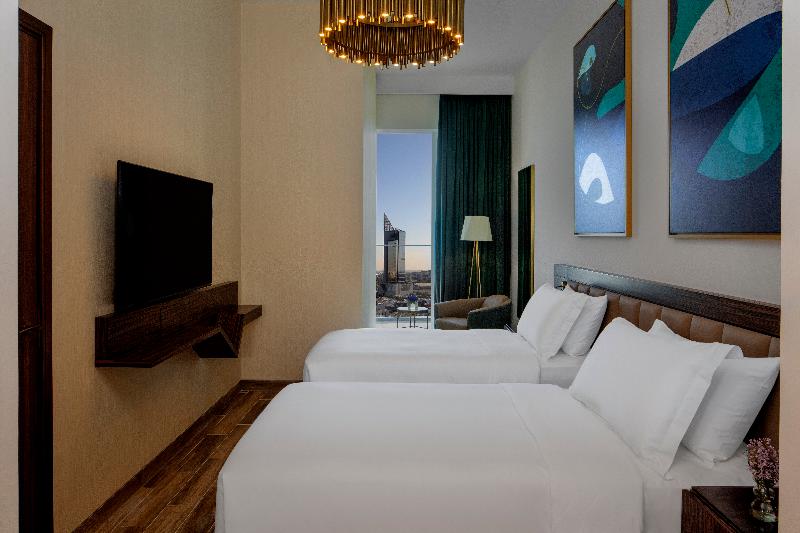 Апартаменты Superior 3 Спальни, Avani Plus Palm View Dubai Hotel & Suites