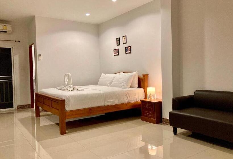 اتاق استاندارد با بالکن, Baan Yokmhanee