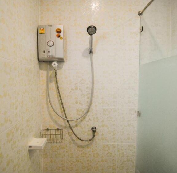 اتاق استاندارد با بالکن, Baan Yokmhanee