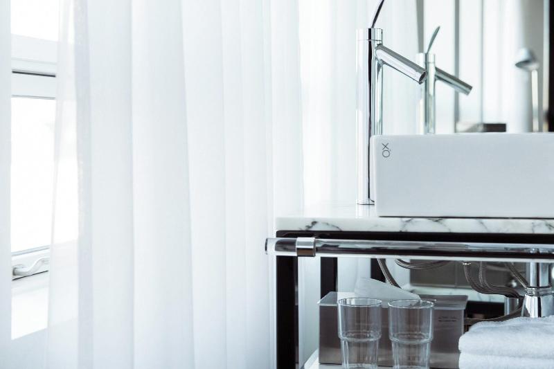 اتاق استاندارد با تخت بزرگ, 101 Hotel, A Member Of Design Hotels